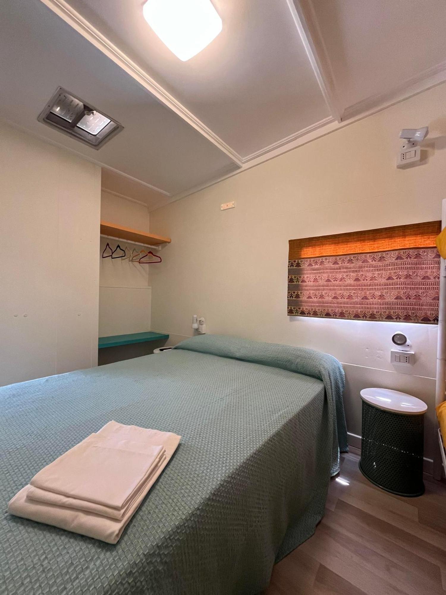 Camping Car Palmasera กาลาโกโนเน ภายนอก รูปภาพ