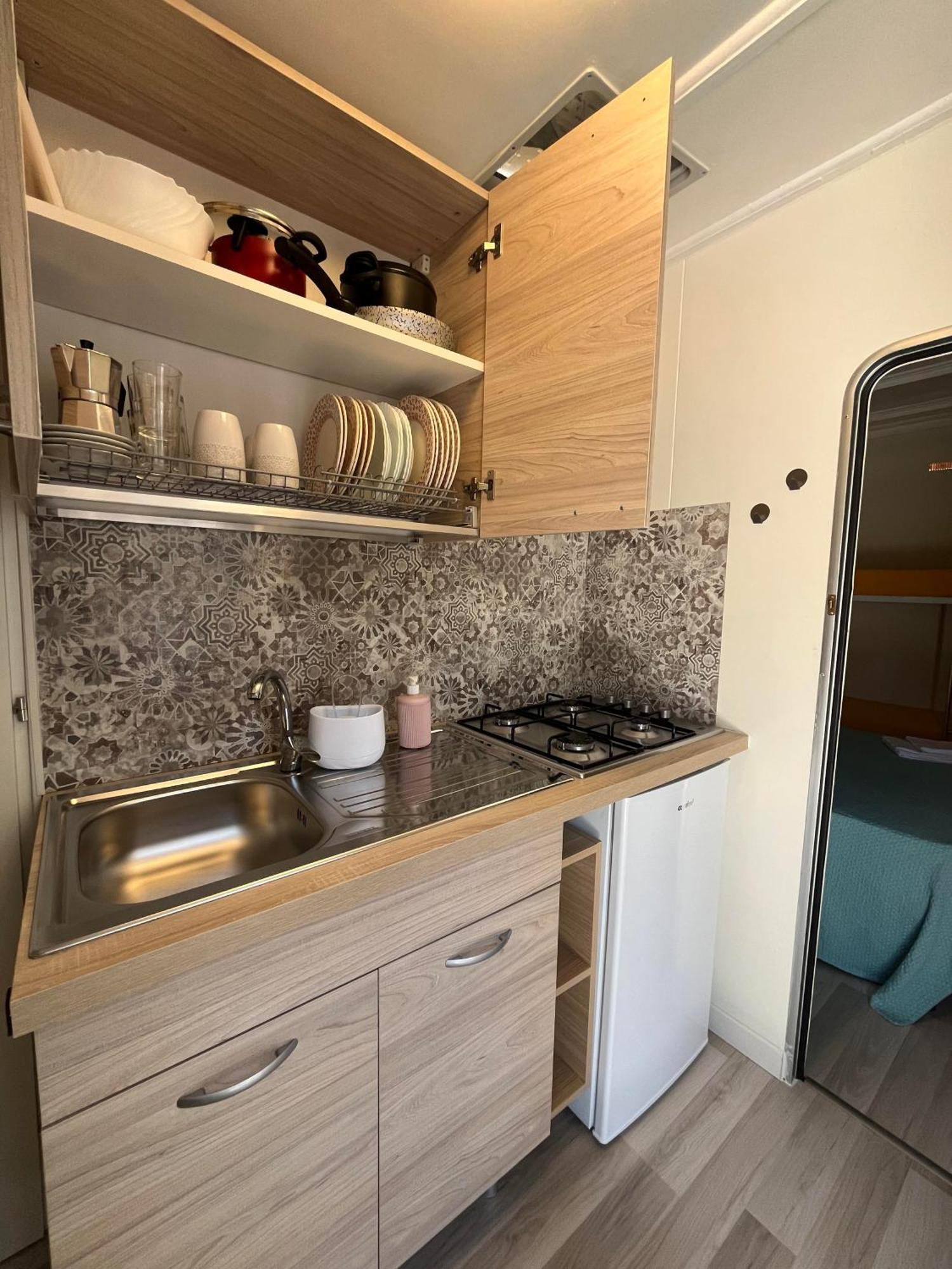 Camping Car Palmasera กาลาโกโนเน ภายนอก รูปภาพ